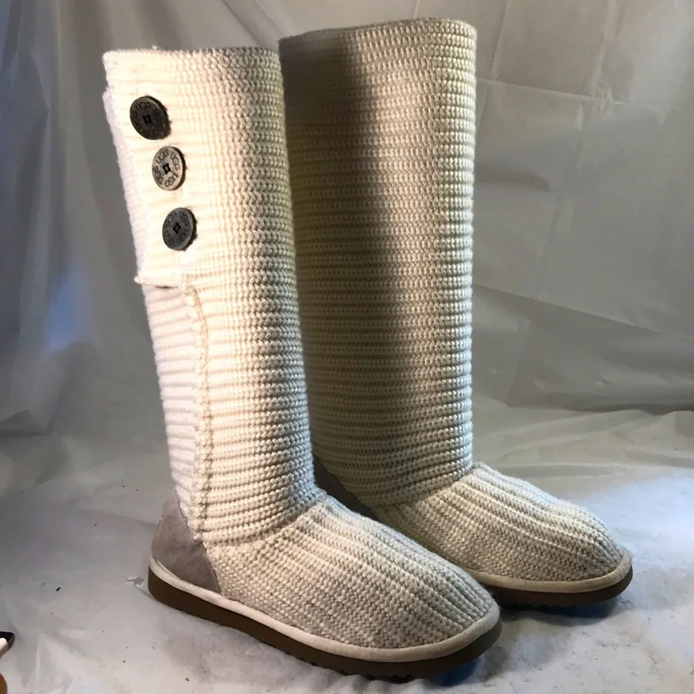 UGG Women’s Classic Cardy Cream Knit Adjustable Winter Shearling Insole Boots